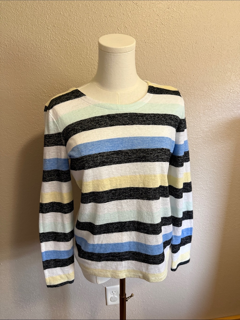 Talbots Women’s Striped Crewneck Sweater Size Sp